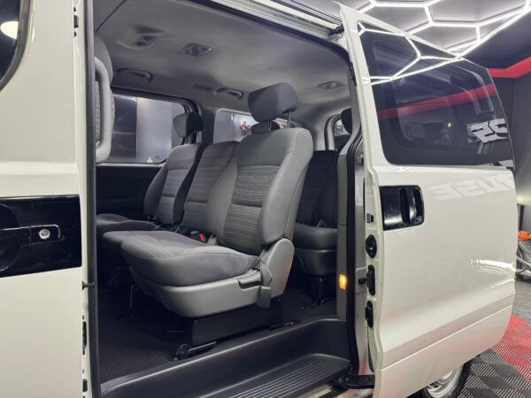 HYUNDAI STAREX  2019 - Image 6