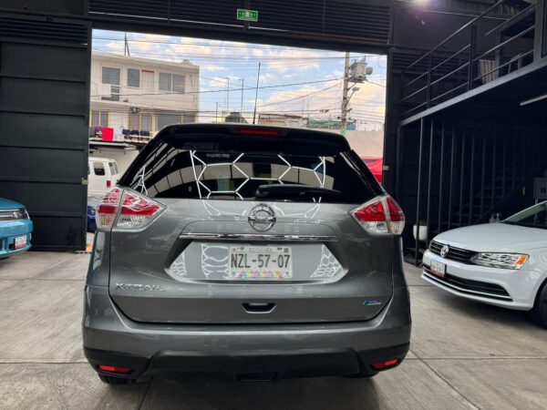 NISSAN X-TRAIL EXCLUSIVE 2016 - Image 4