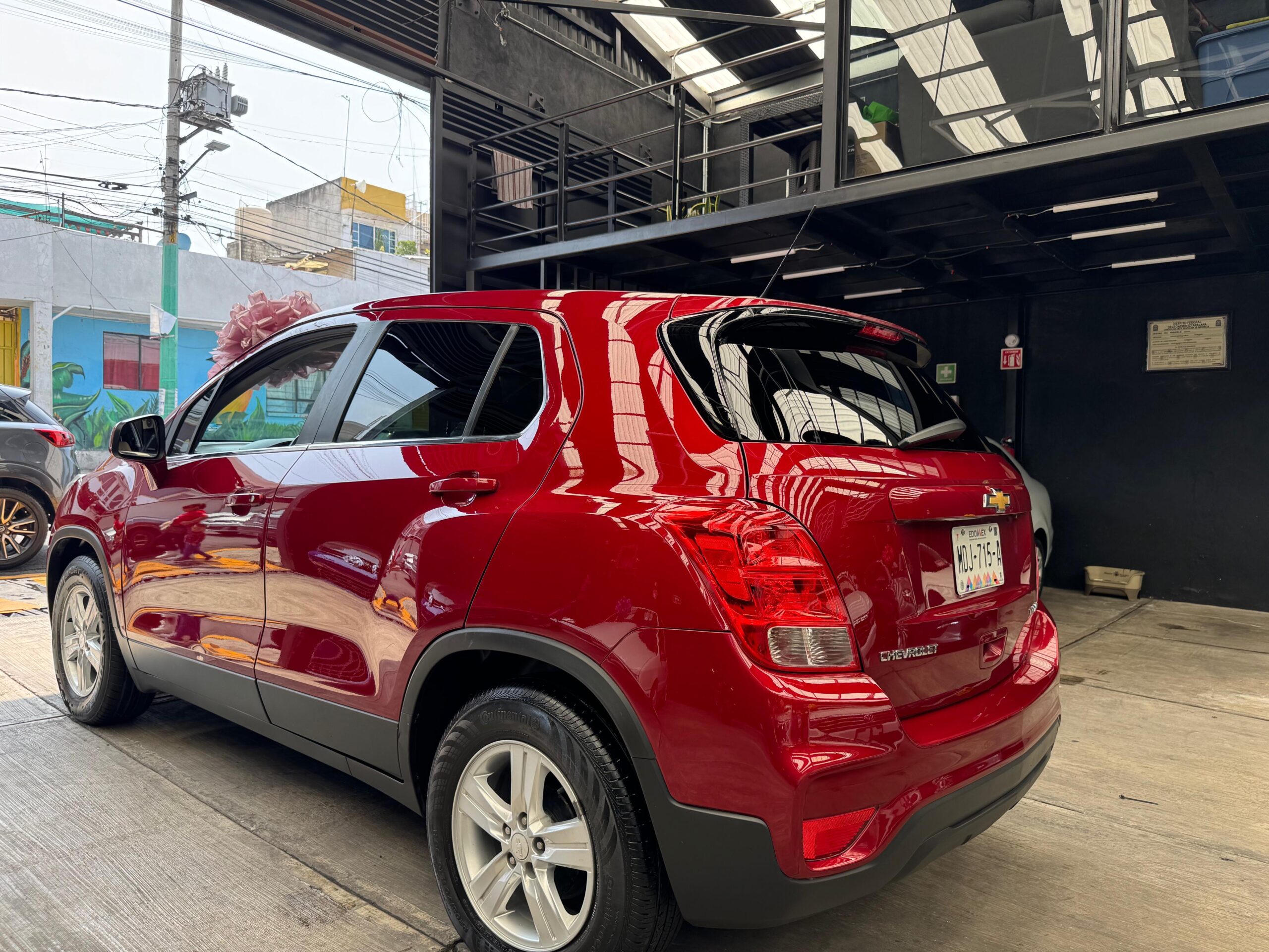 CHEVROLET TRAX LT 2018 - Image 2