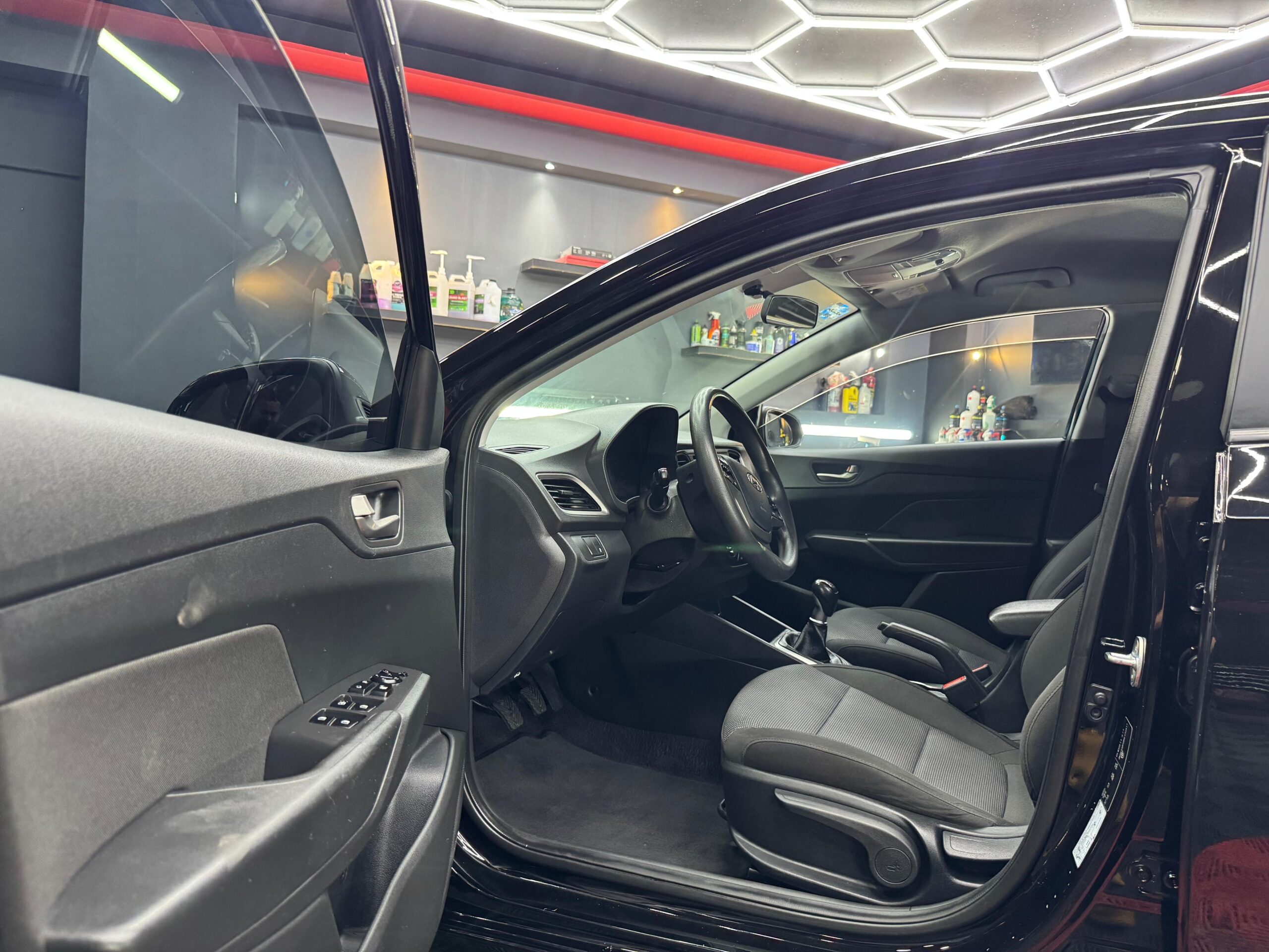 HYUNDAI ACCENT GL 2022 - Image 4