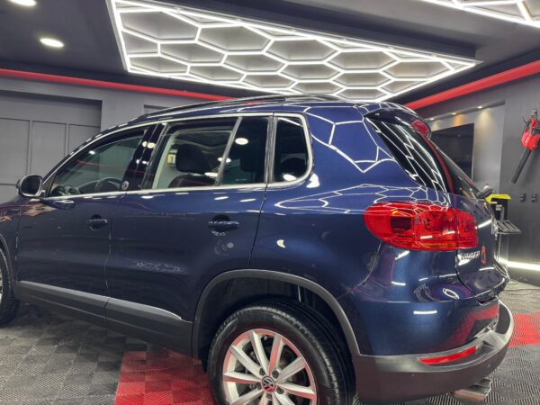VOLKSWAGEN TIGUAN  WOLFSBURG  2017 - Image 4