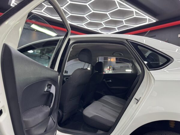 VOLKSWAGEN VENTO  CONFORTLINE  2017 - Image 7