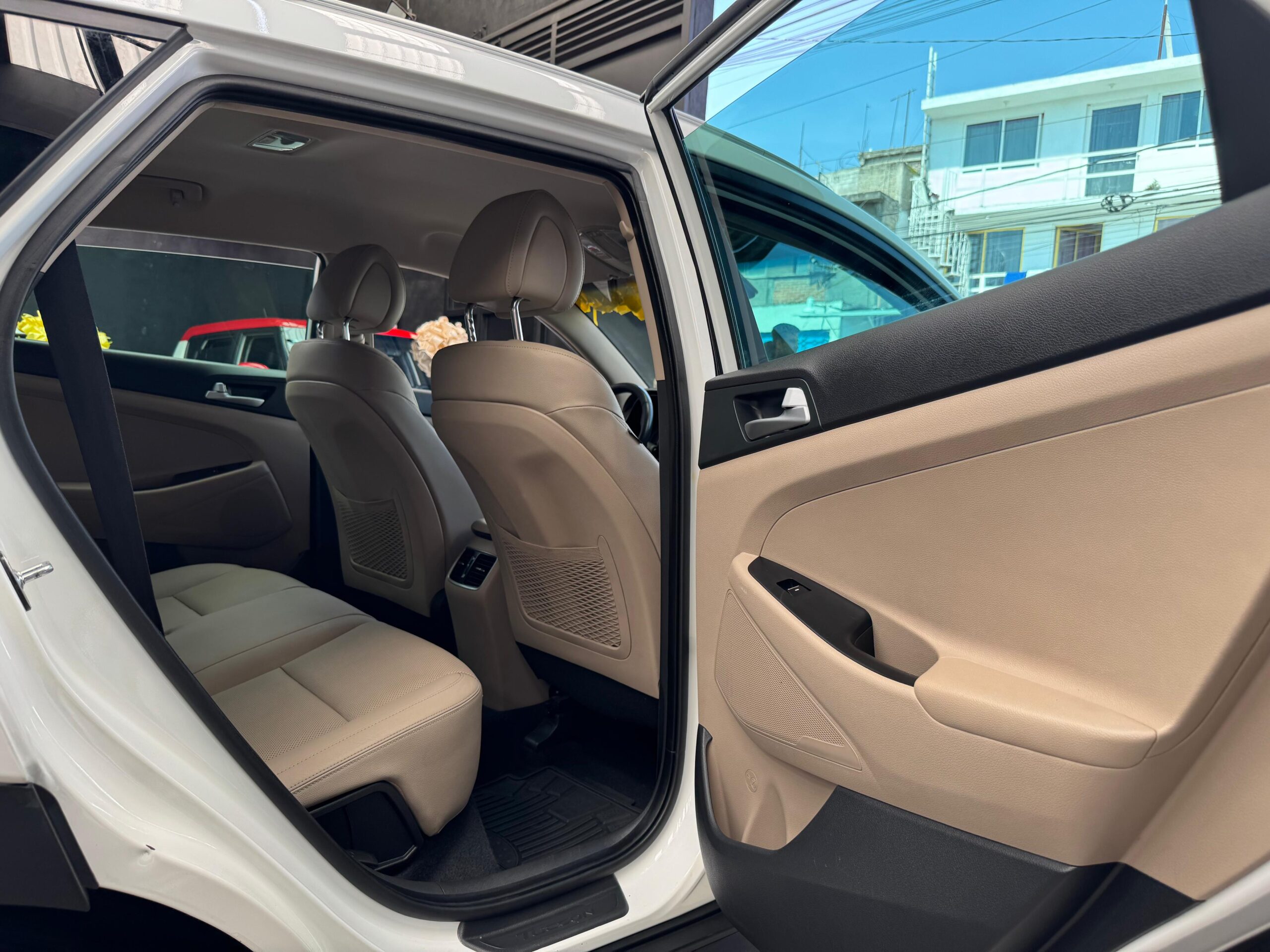HYUNDAI TUCSON LIMITED 2017 - Image 8