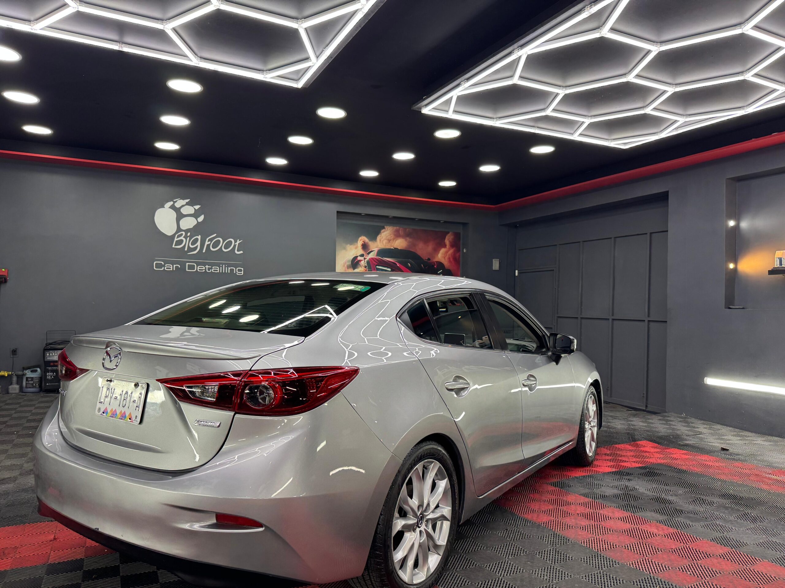 MAZDA 3  S 2015 - Image 3