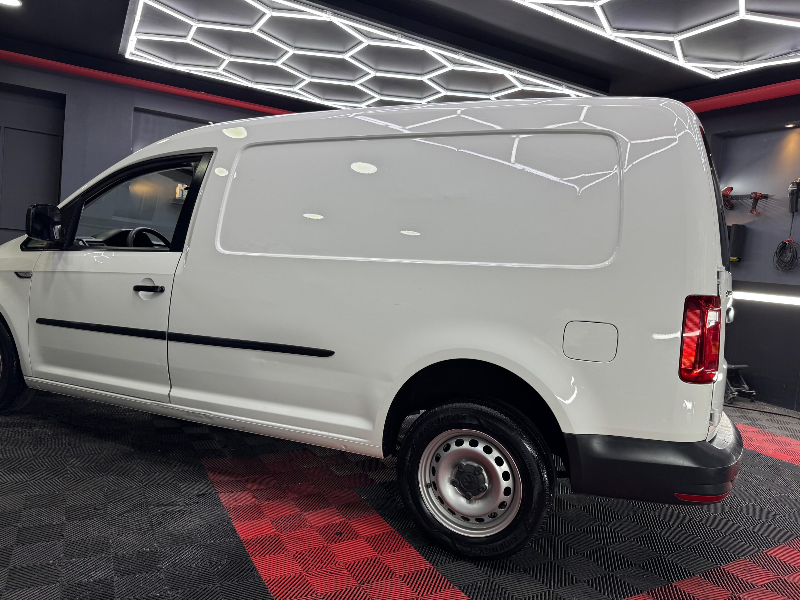 VOLKSWAGEN CADDY MAXI FURGÓN  2020 - Image 4