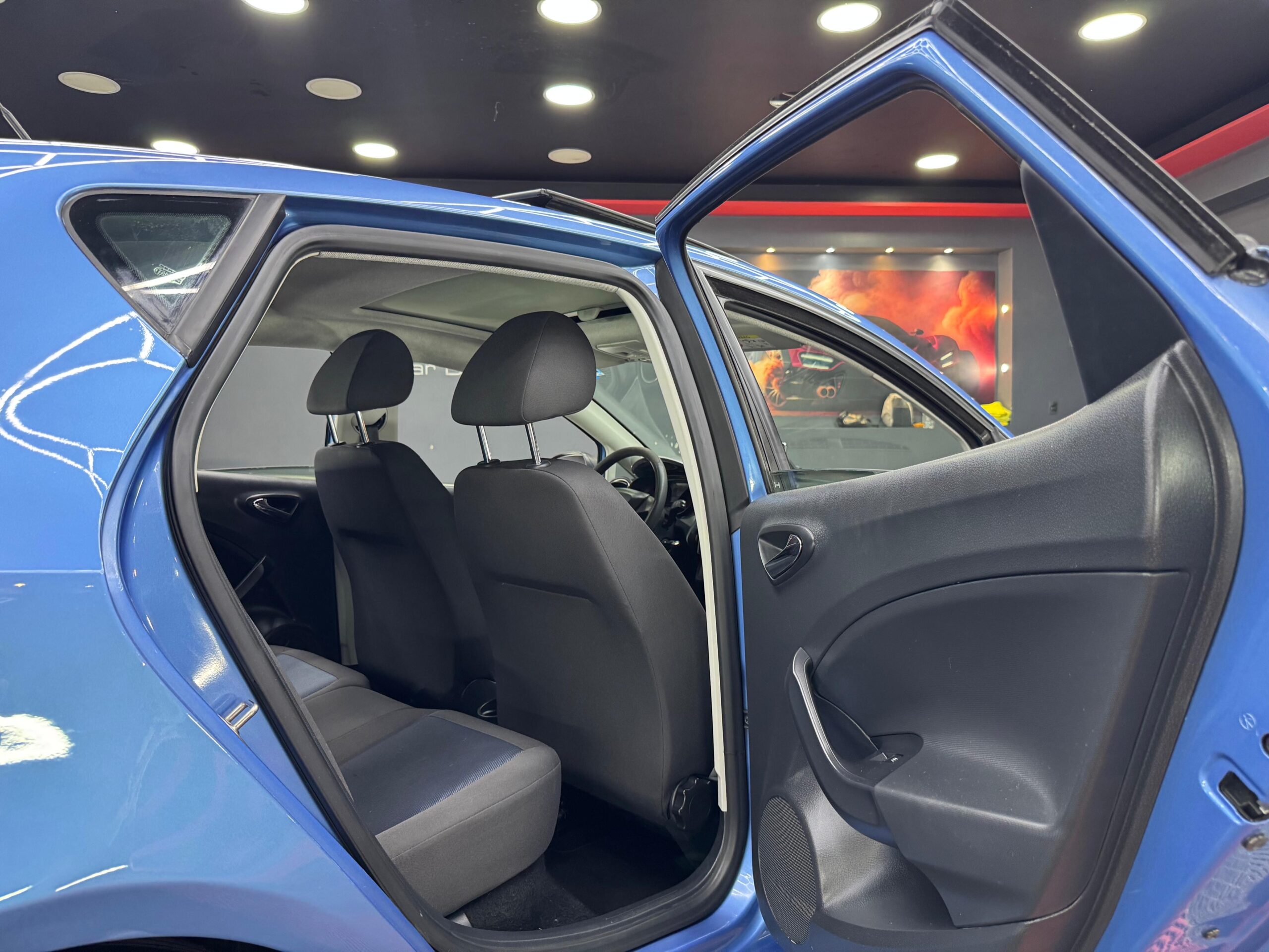 SEAT IBIZA  BLITZ  2015 - Image 8