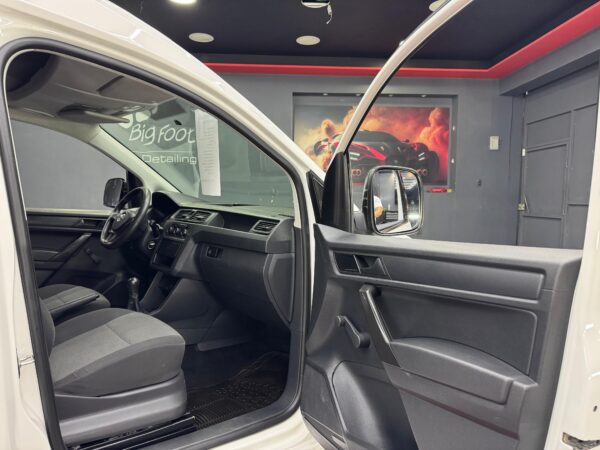 VOLKSWAGEN CADDY MAXI FURGÓN  2020 - Image 6