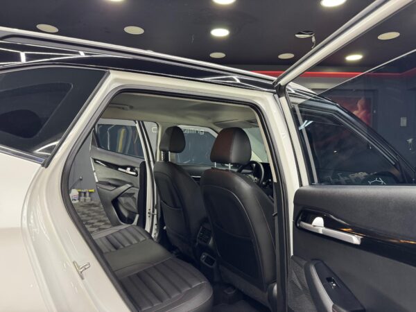 KIA SELTOS  GT LINE  2021 - Image 8