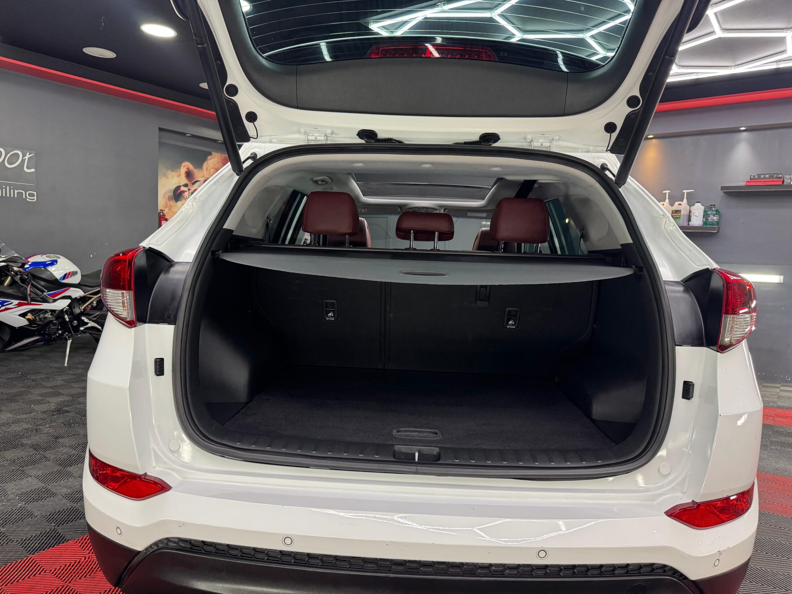 HYUNDAI TUCSON LIMITED TECH NAVI  2018 - Image 9