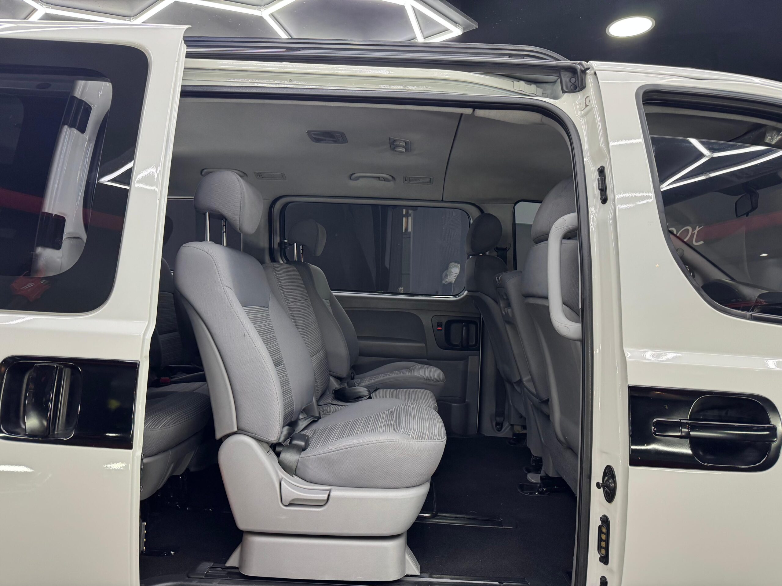 HYUNDAI STAREX  2019 - Image 7