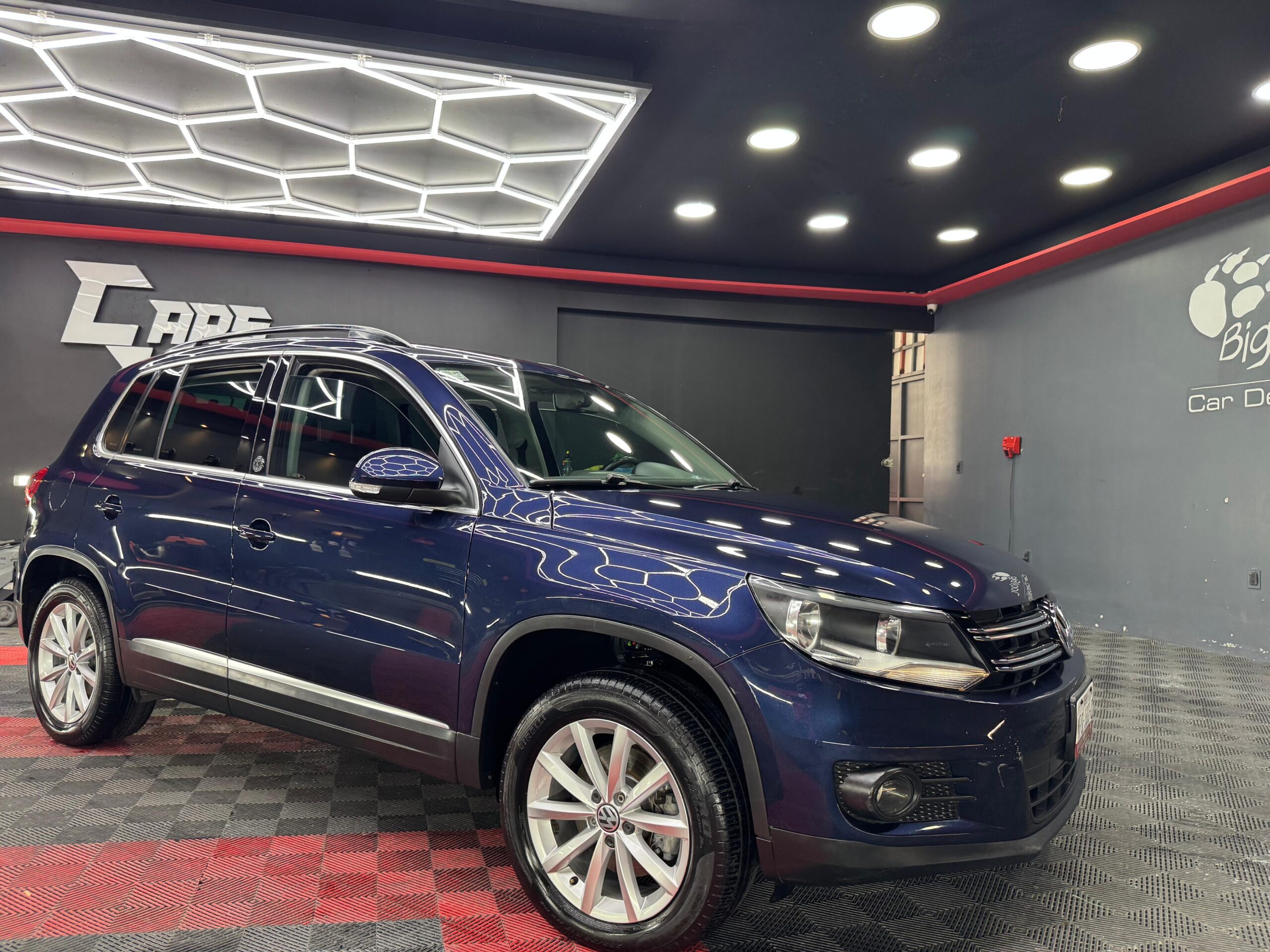 VOLKSWAGEN TIGUAN  WOLFSBURG  2017 - Image 2