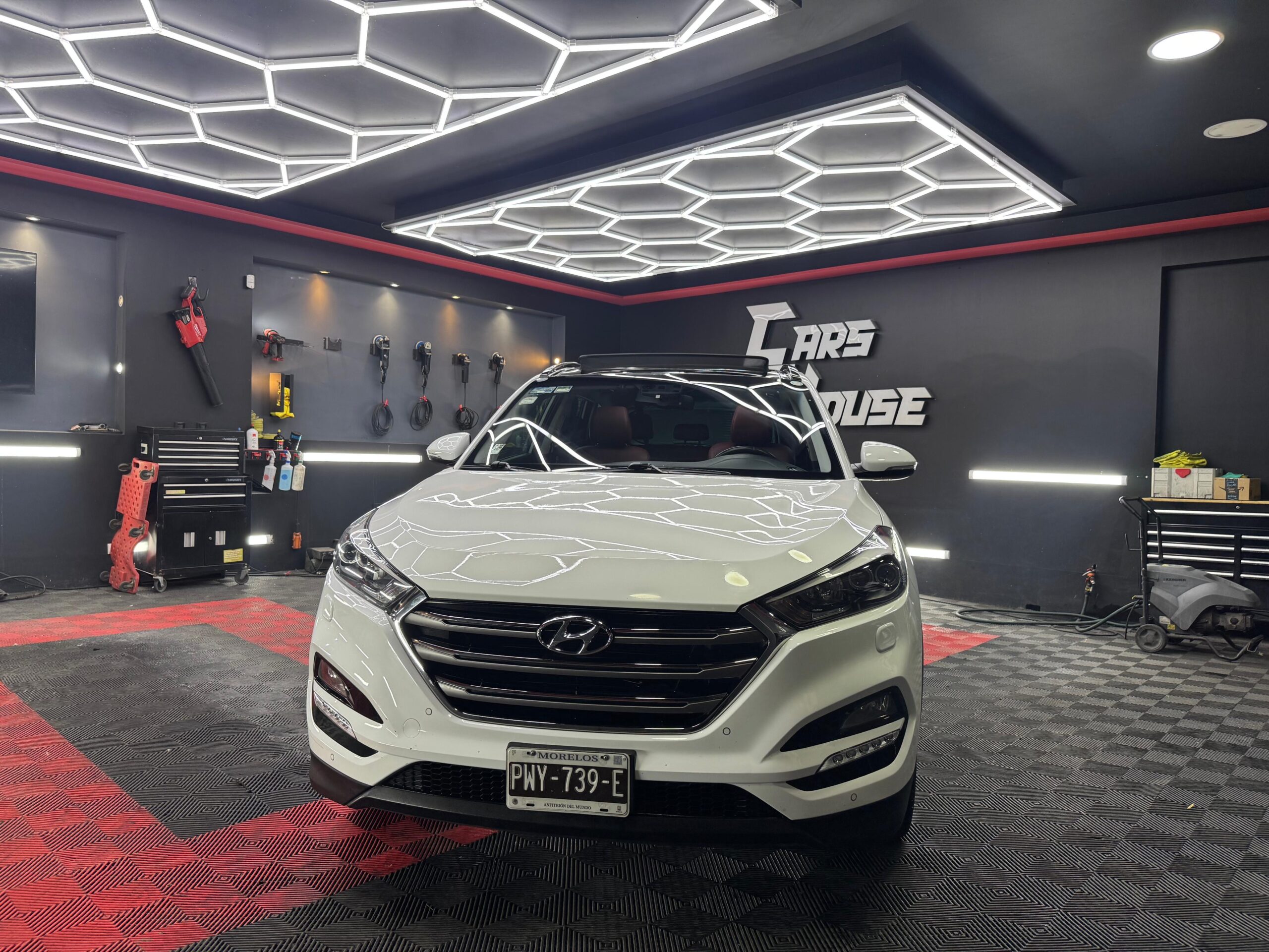 HYUNDAI TUCSON LIMITED TECH NAVI  2018 - Image 2