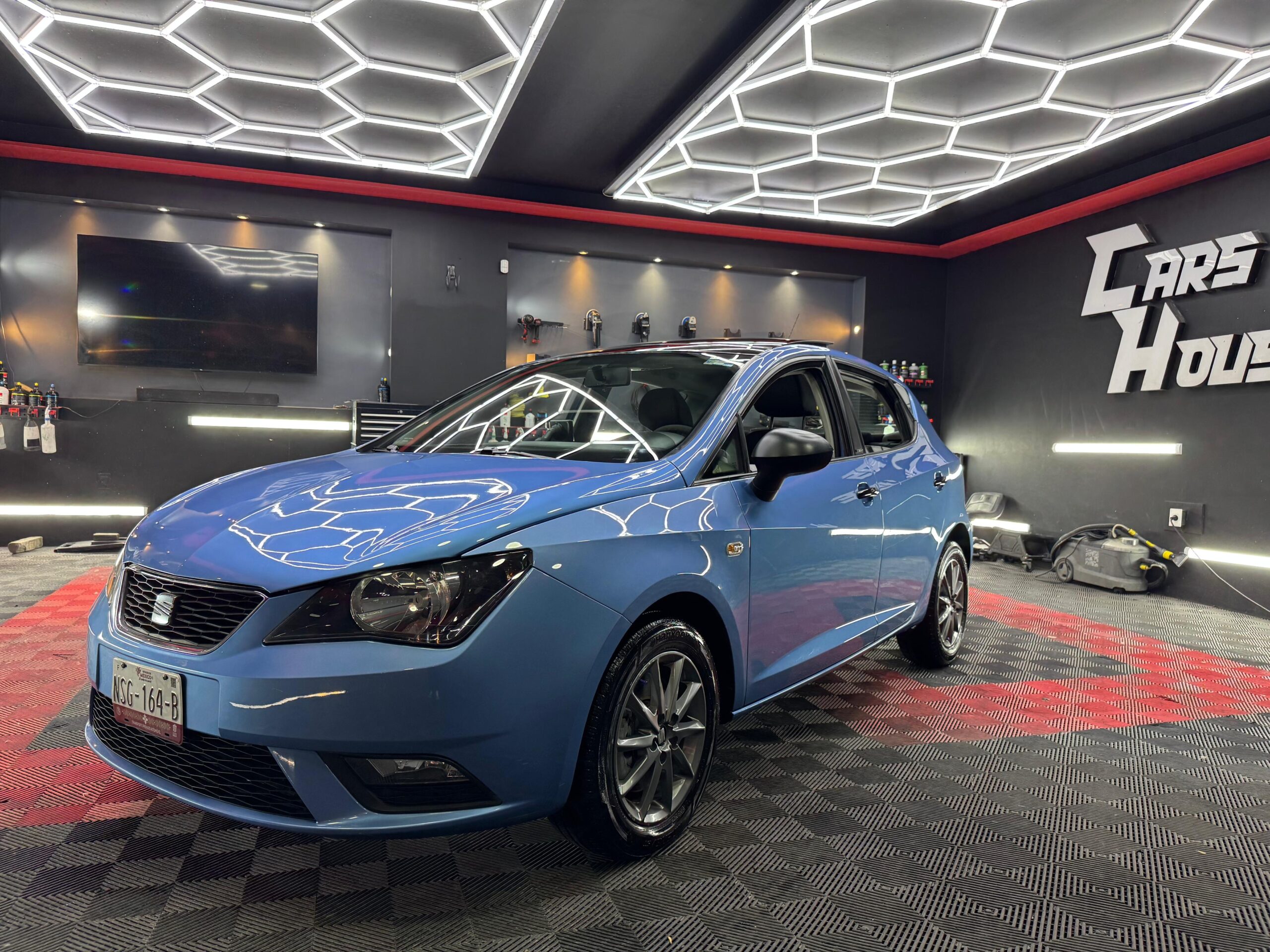 SEAT IBIZA  BLITZ  2015 - Image 1