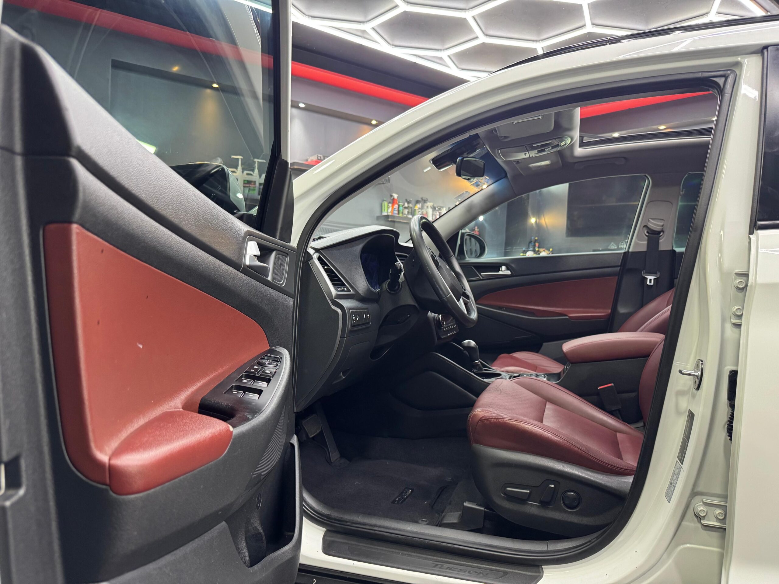 HYUNDAI TUCSON LIMITED TECH NAVI  2018 - Image 5