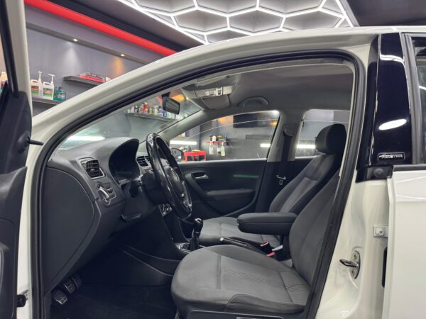 VOLKSWAGEN VENTO  CONFORTLINE  2017 - Image 5