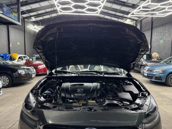 MAZDA3 S GRAND TOURING 2018 - Image 10