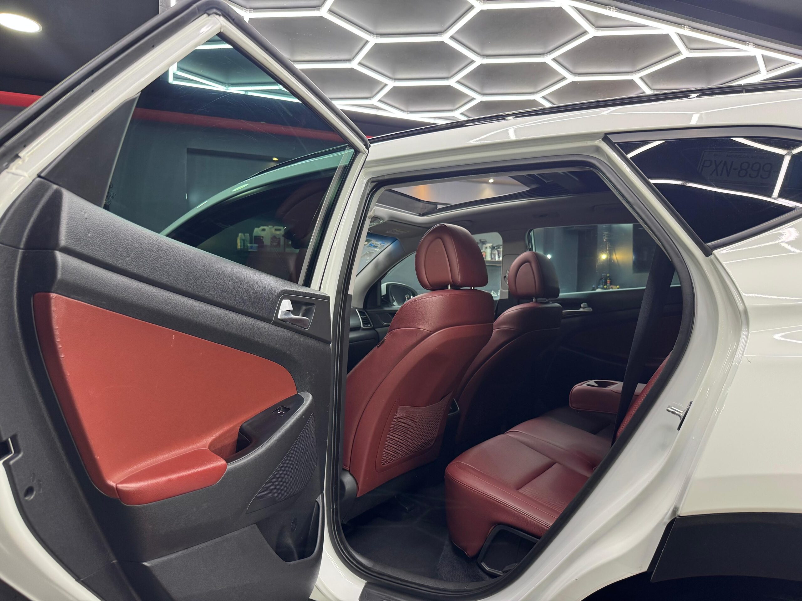 HYUNDAI TUCSON LIMITED TECH NAVI  2018 - Image 7