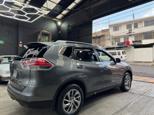 NISSAN X-TRAIL EXCLUSIVE 2016 - Image 3