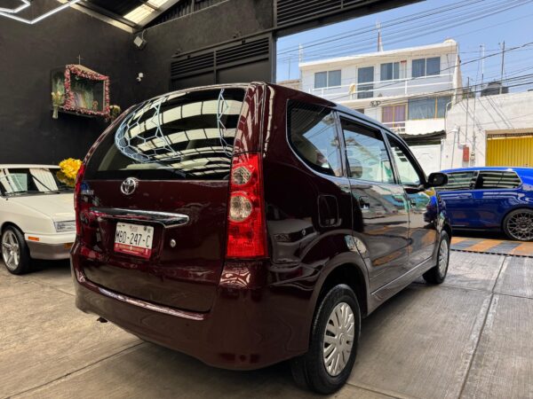 TOYOTA AVANZA PREMIUM  2009 - Image 3