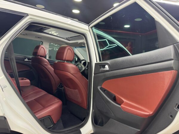 HYUNDAI TUCSON LIMITED TECH NAVI  2018 - Image 8