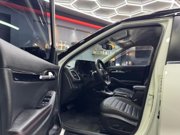 KIA SELTOS  GT LINE  2021 - Image 5