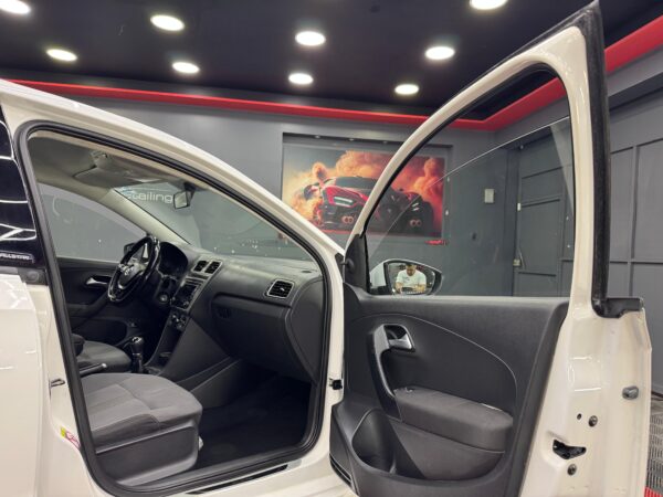 VOLKSWAGEN VENTO  CONFORTLINE  2017 - Image 6