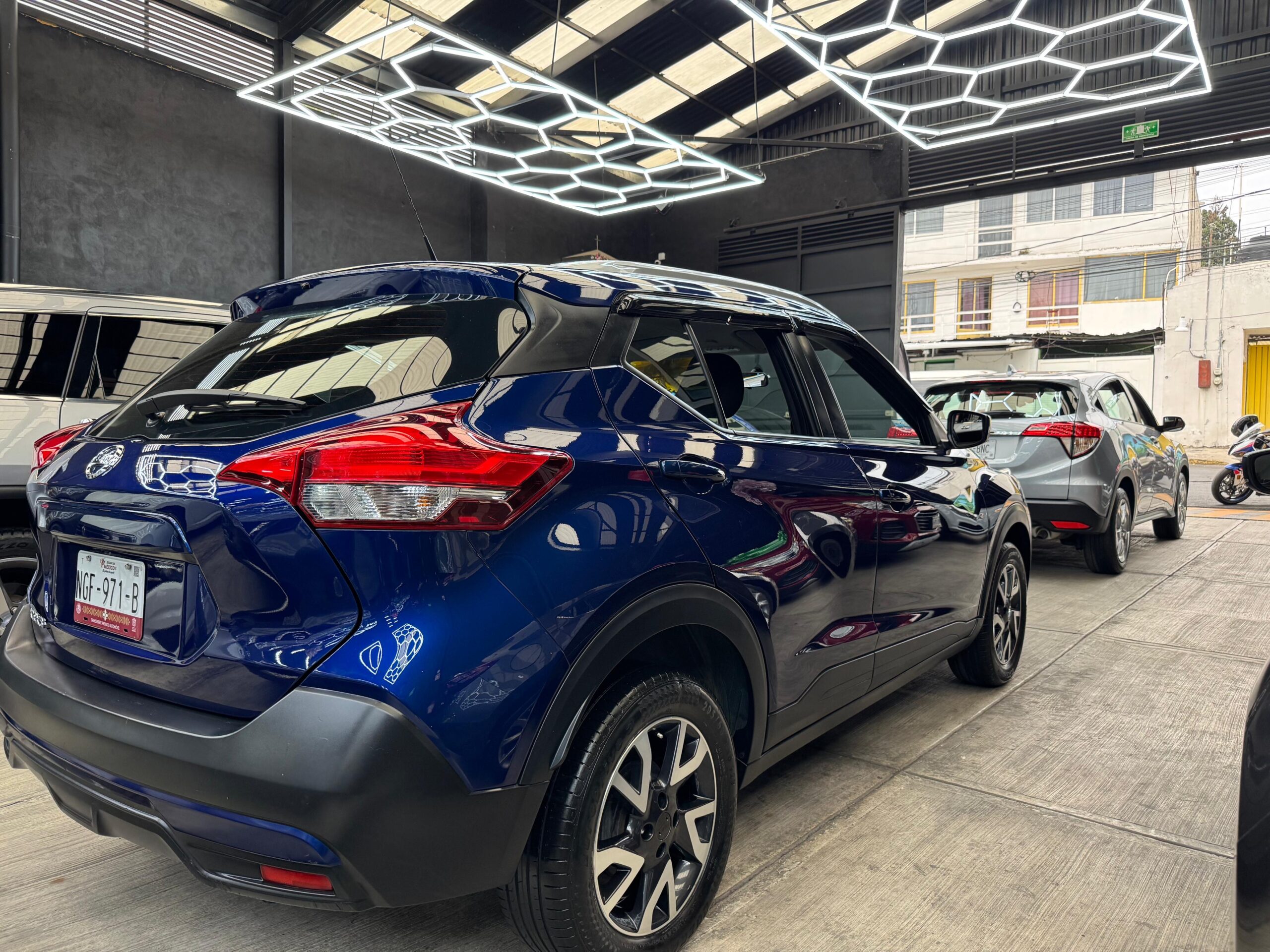 NISSAN KICKS SENSE 2019 - Image 3