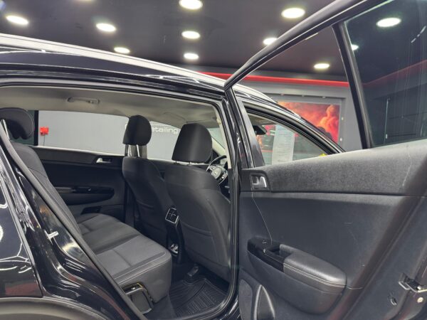 KIA SPORTAGE  EX 2021 - Image 8