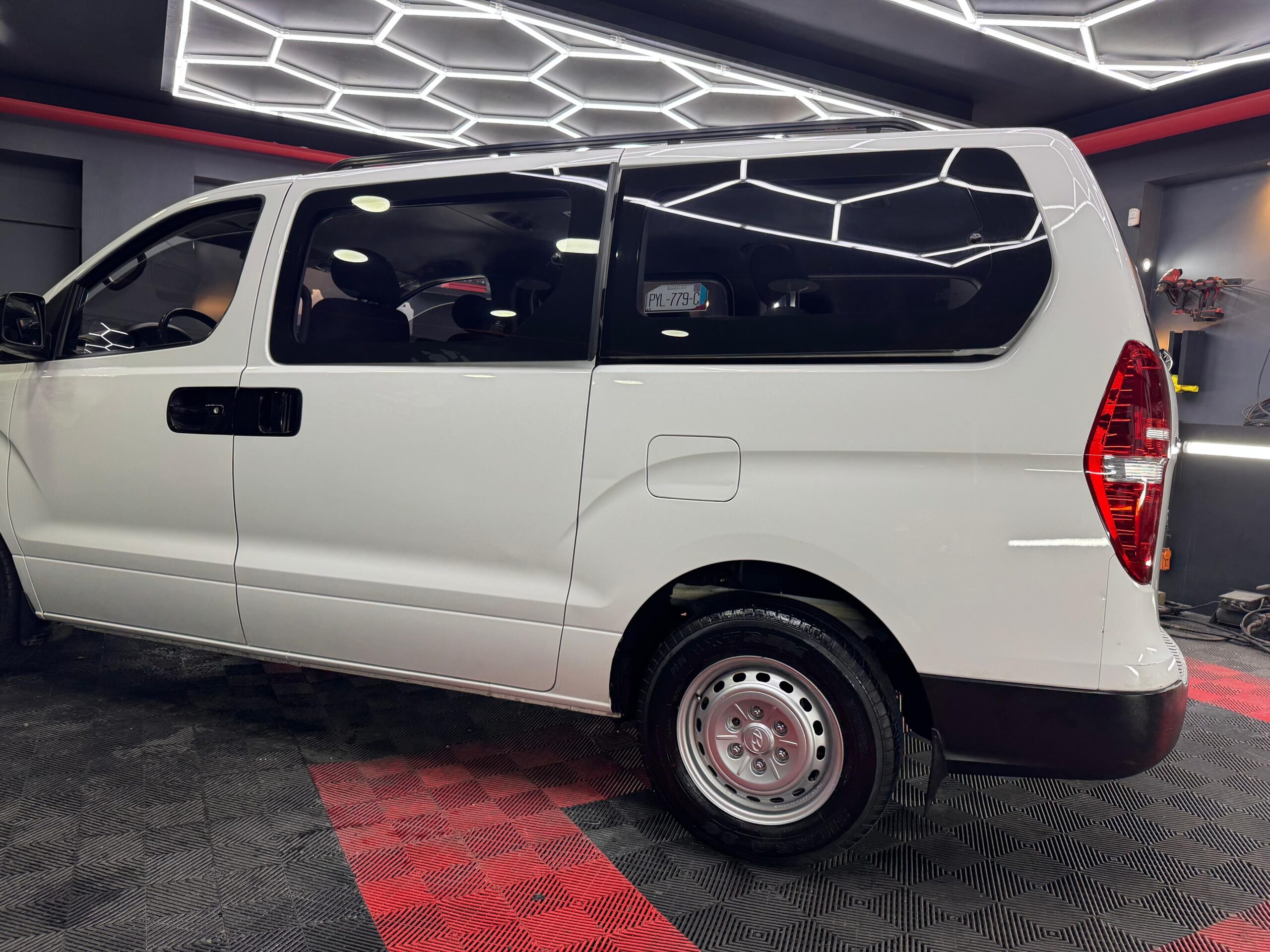 HYUNDAI STAREX  2019 - Image 4