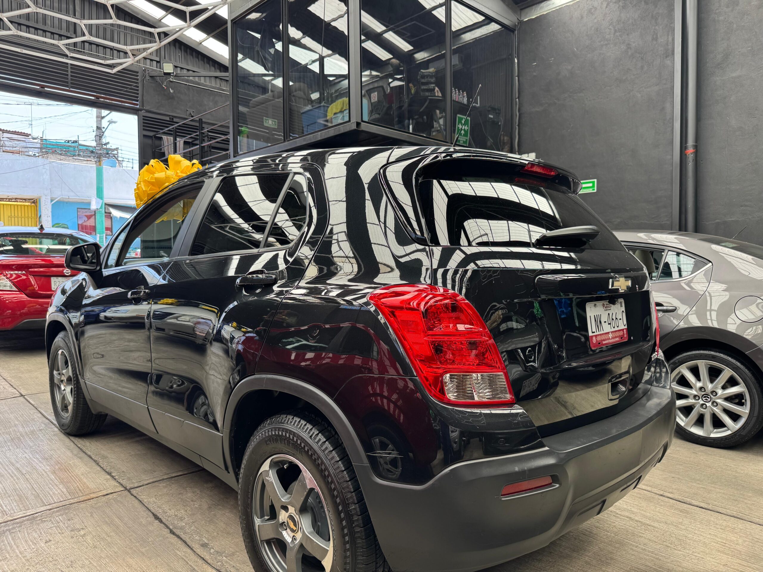 CHEVROLET TRAX LS 2013 - Image 2