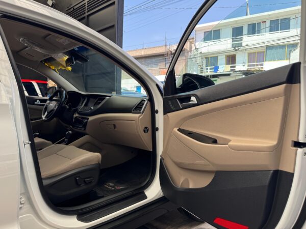HYUNDAI TUCSON LIMITED 2017 - Image 7