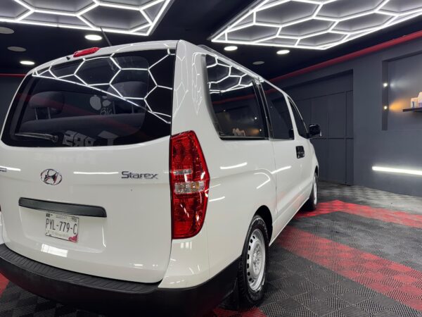 HYUNDAI STAREX  2019 - Image 3