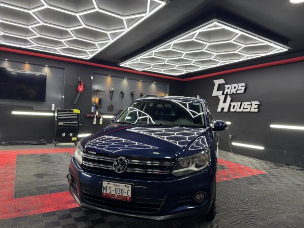 VOLKSWAGEN TIGUAN  WOLFSBURG  2017 - Image 1