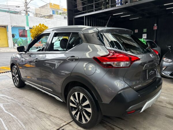 NISSAN KICKS EXCLUSIVE 2017 - Image 2
