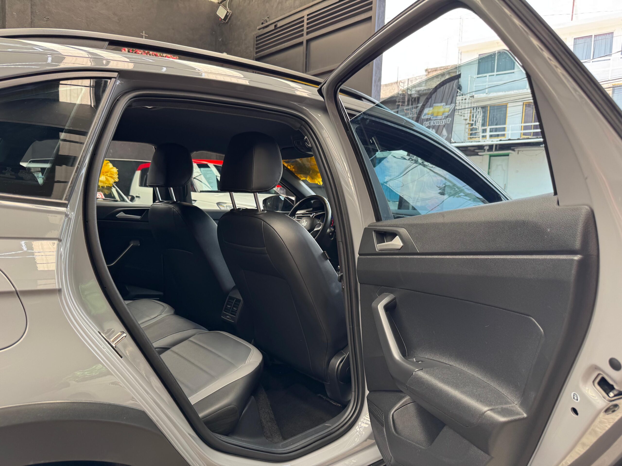 VOLKSWAGEN NIVUS BLACK  2023 - Image 8