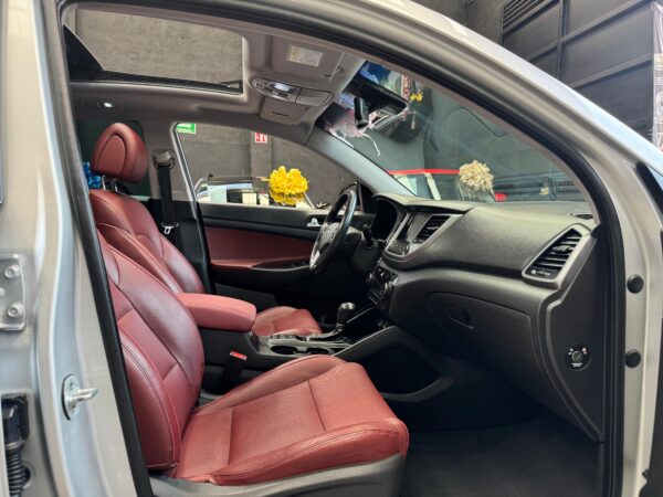 HYUNDAI TUCSON LIMITED TECH NAVI 2018 - Image 7