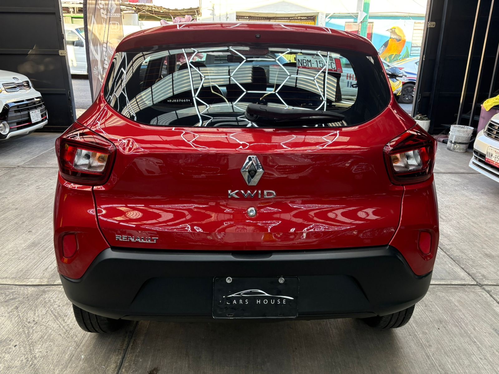 RENAULT KWID ICONIC 2024 - Image 4