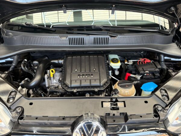 VOLKSWAGEN CROSS UP 2017 - Image 10