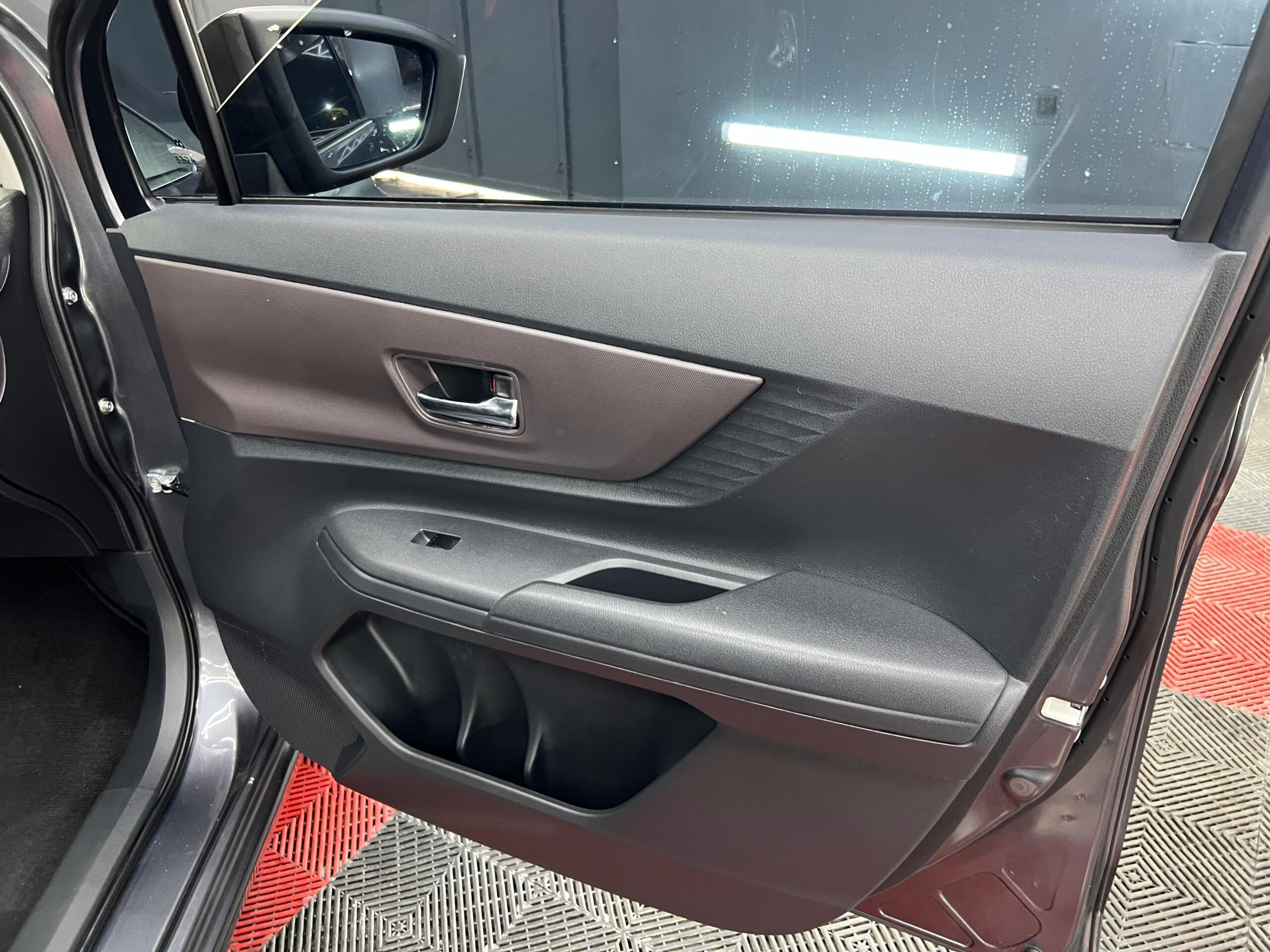 TOYOTA AVANZA  XLE 2023 - Image 8
