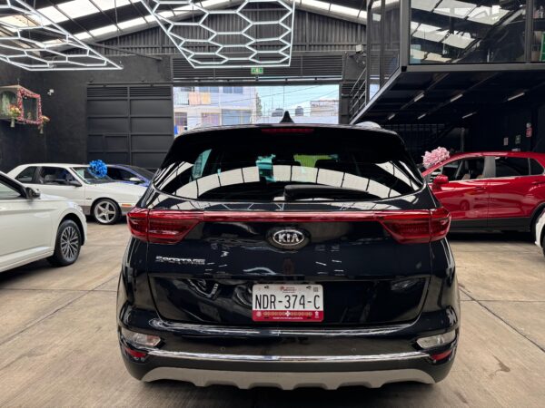 KIA SPORTAGE EX 2021 - Image 4