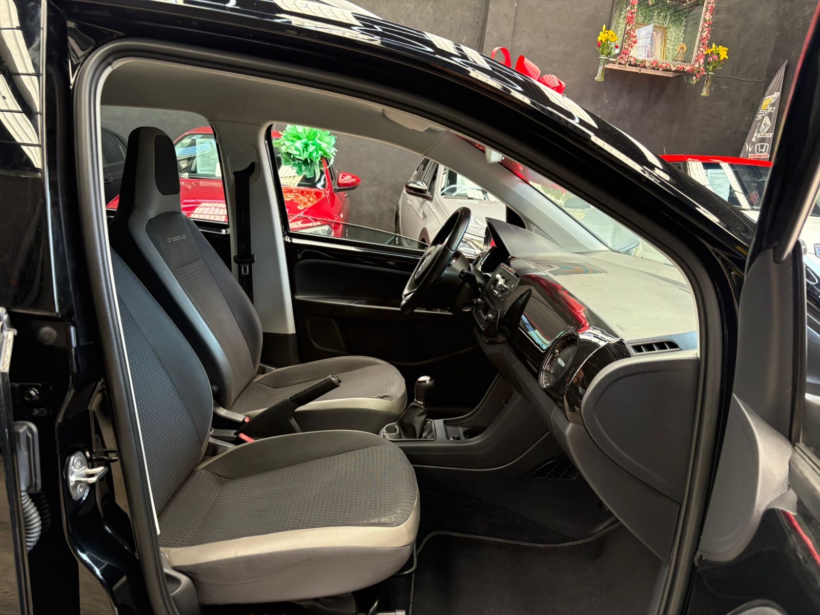 VOLKSWAGEN CROSS UP 2017 - Image 7