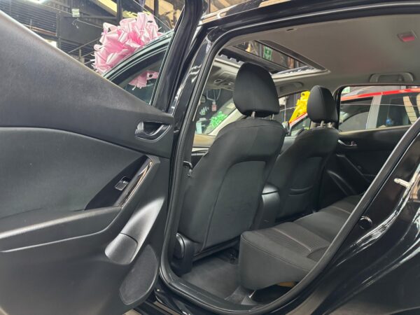 MAZDA 3 I TOURING 2018 - Image 6