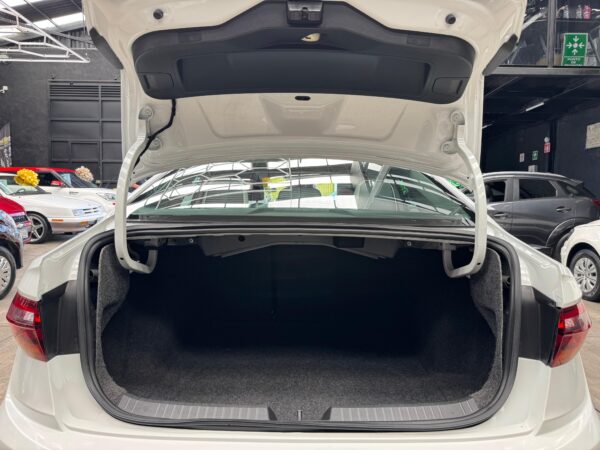 VOLKSWAGEN JETTA WOLFSBURG EDITION  2020 - Image 9