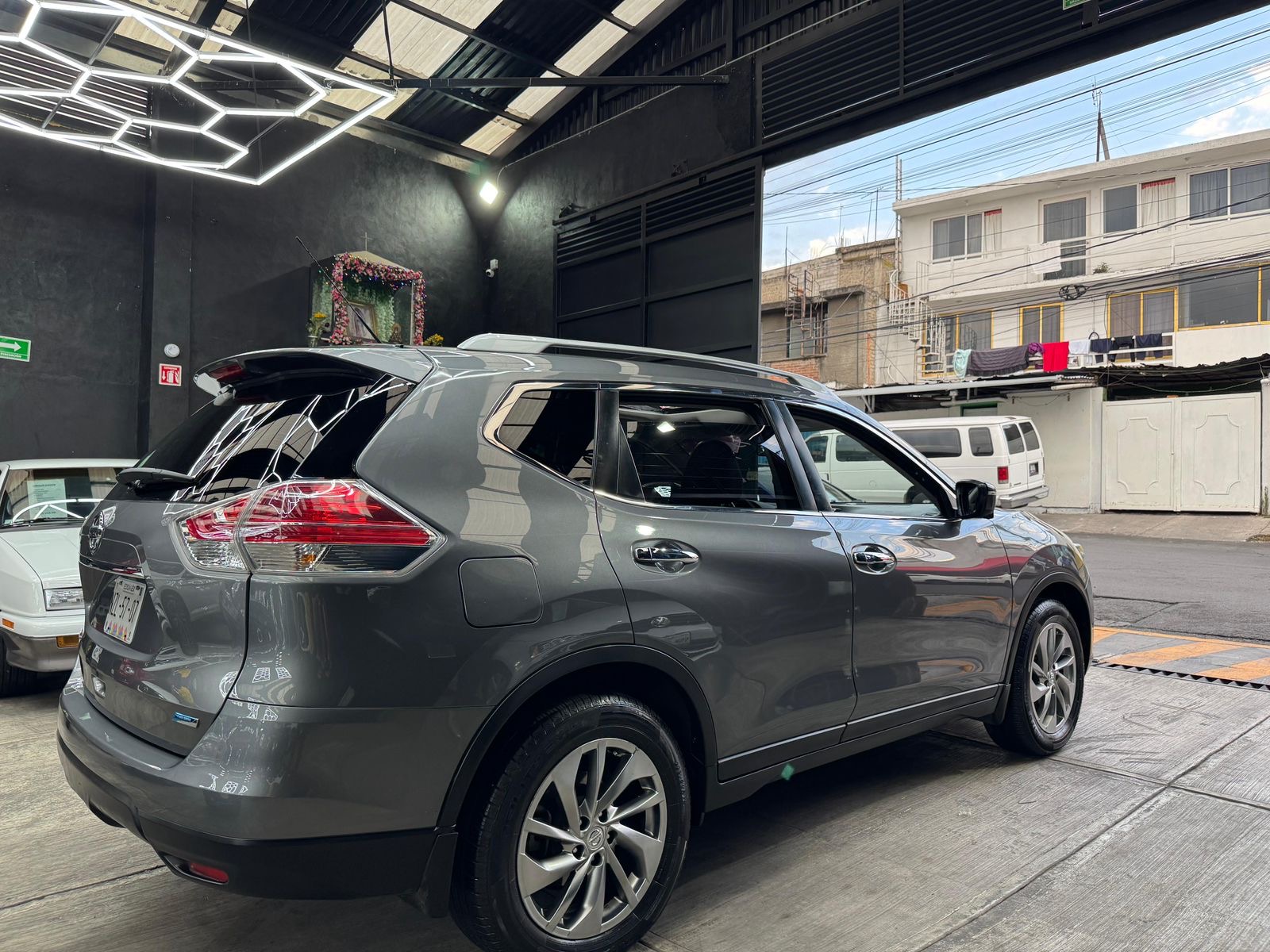 NISSAN XTRAIL EXCLUSIVE  2016 - Image 3