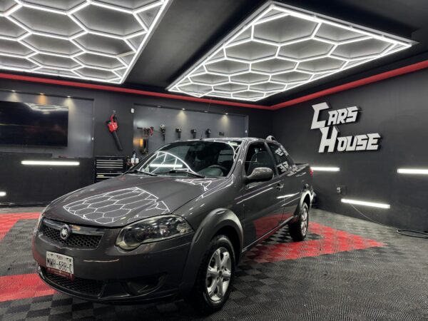 DODGE RAM 700 SLT CLUB  2020 - Image 1