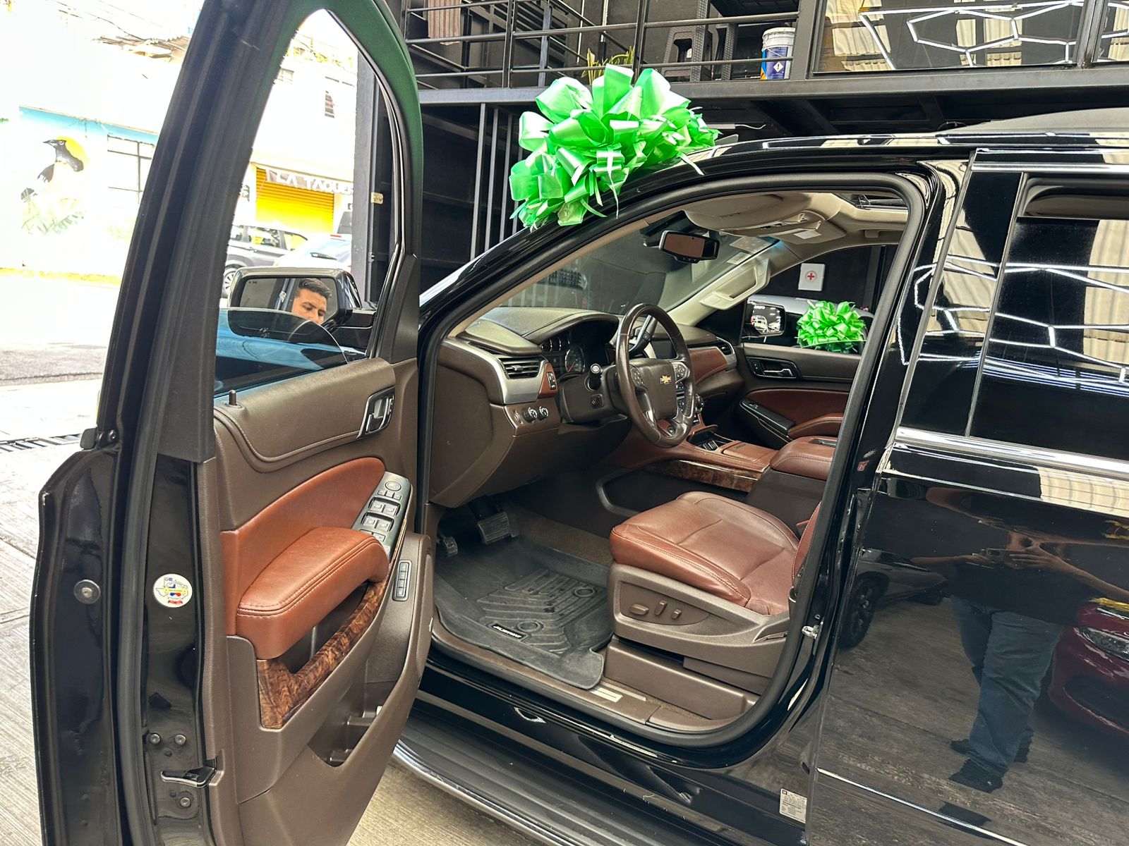 CHEVROLET SUBURBAN PREMIER  2017 - Image 5