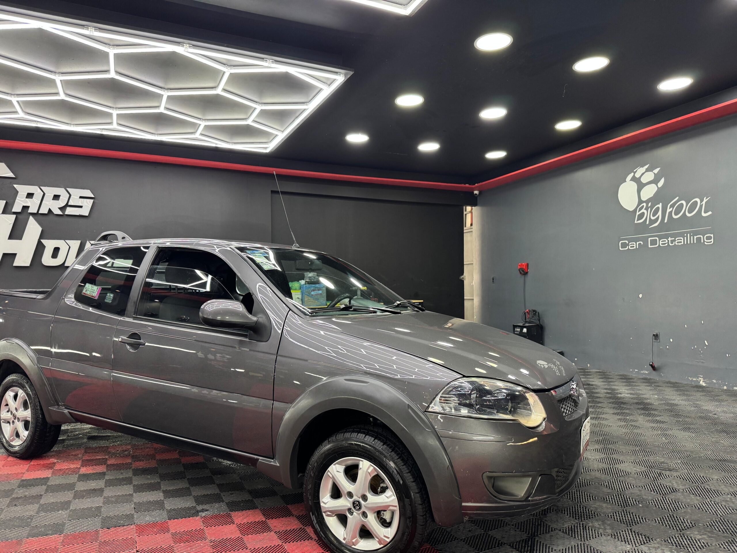 DODGE RAM 700 SLT CLUB  2020 - Image 2
