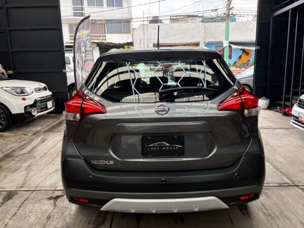NISSAN KICKS EXCLUSIVE 2017 - Image 4