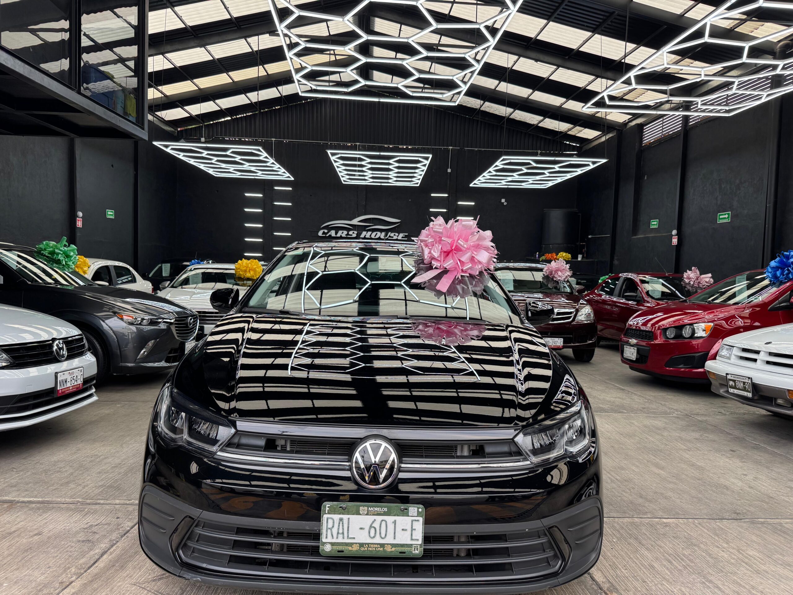VOLKSWAGEN POLO COMFORTLINE 2024 - Image 1