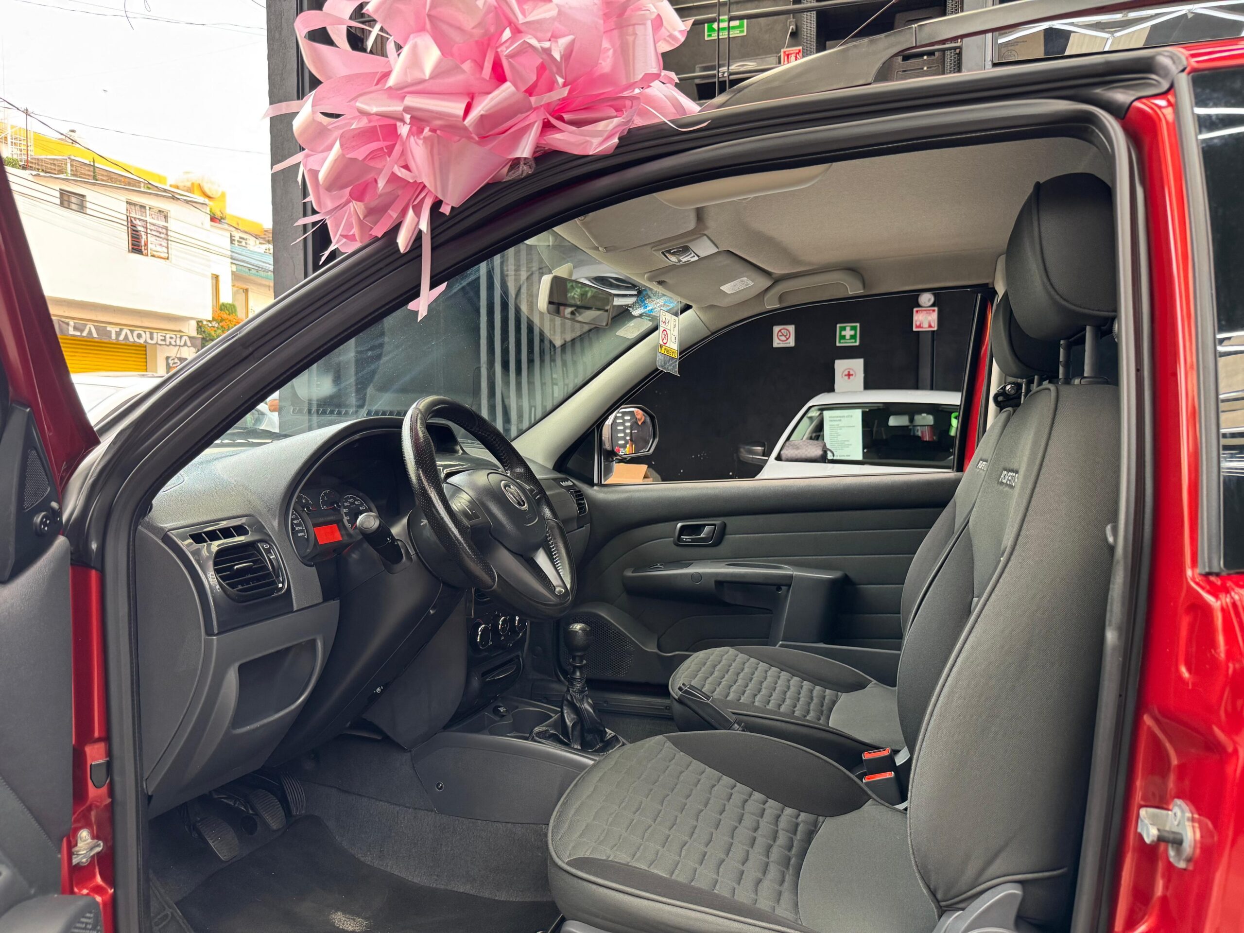 RAM 700 CLUB CAB  2017 - Image 5